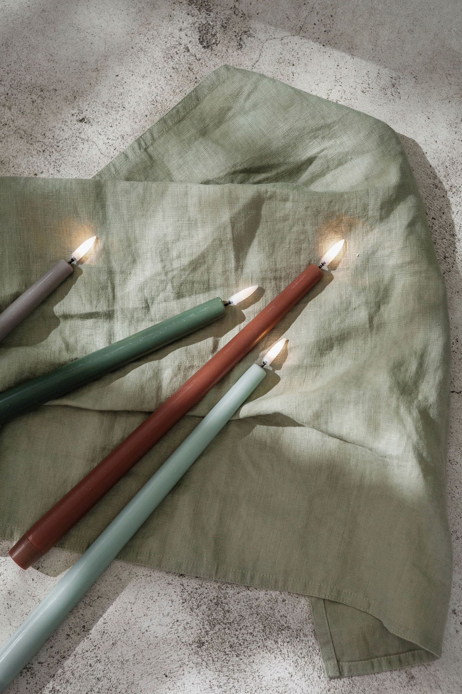 Uyuni Lighting candles